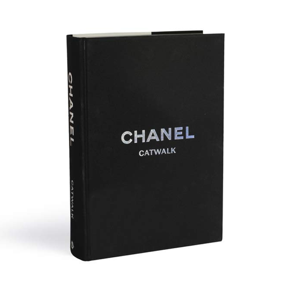 Livro Chanel Catwalk